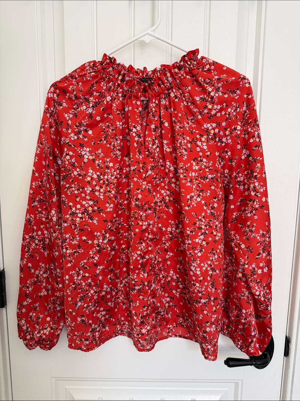 Ann Taylor Red Floral Long-Sleeve Peasant Top